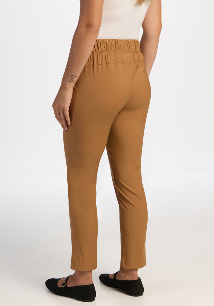 Nicole Ankle Pants - Saddleback