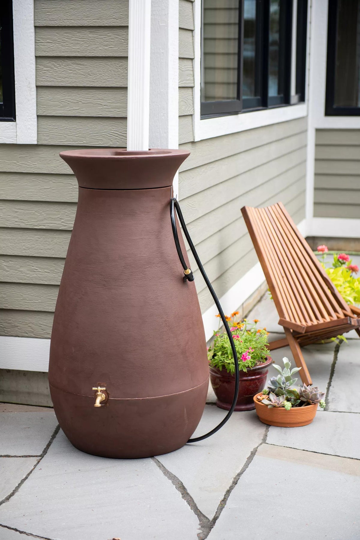 Rainwater Urn, 65 Gallon