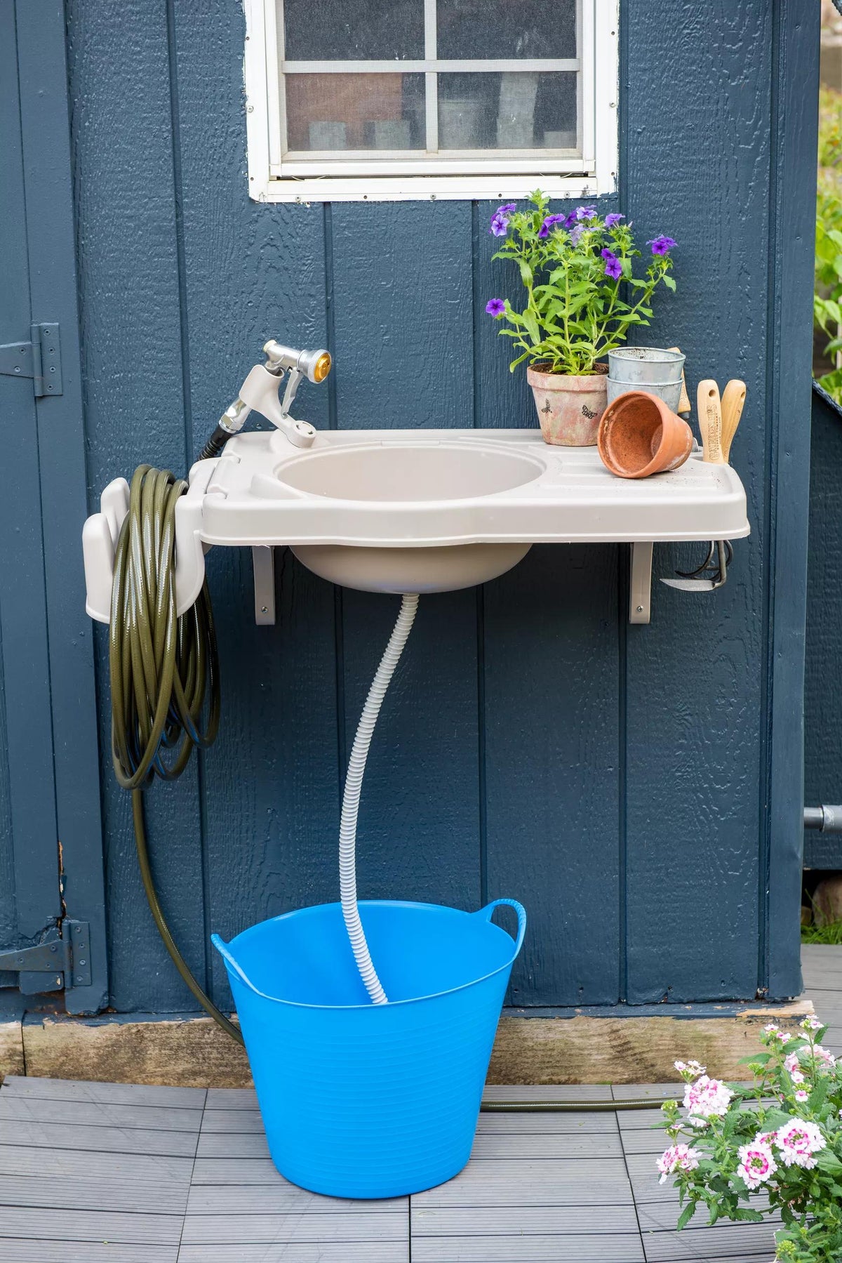 Riverstone Outdoor Sink