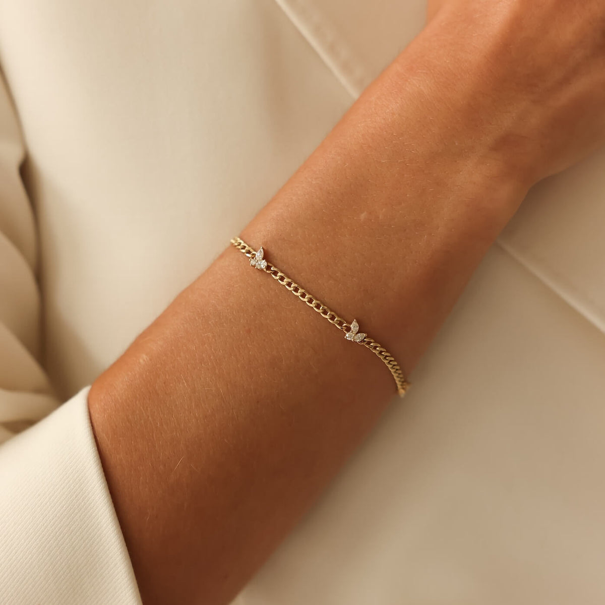 Alexa Jordyn Multi Shape Cuban Chain Bracelet