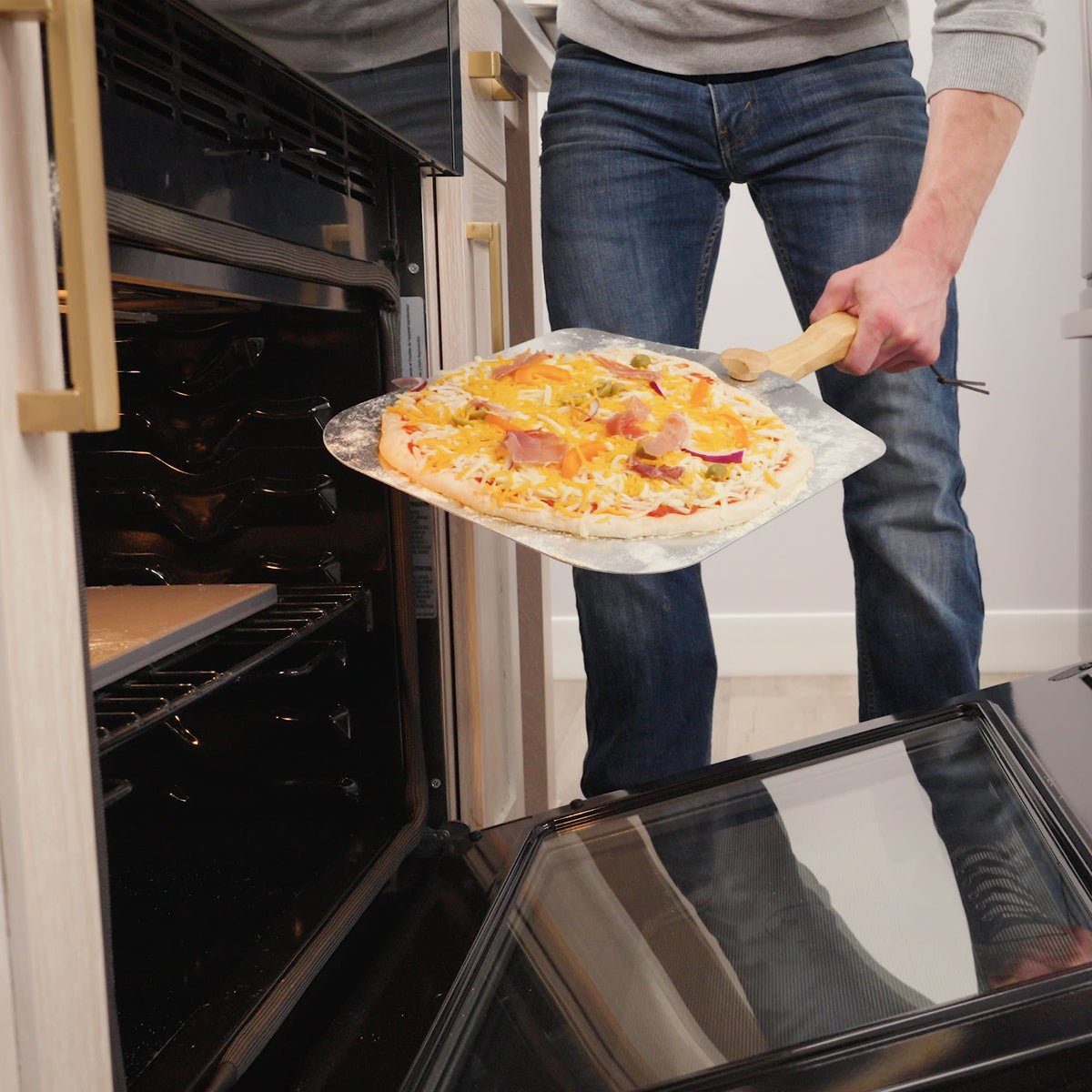 KCH-08436 - Old Stone Aluminum Pizza Peel with Folding Handle, 14" x 16"