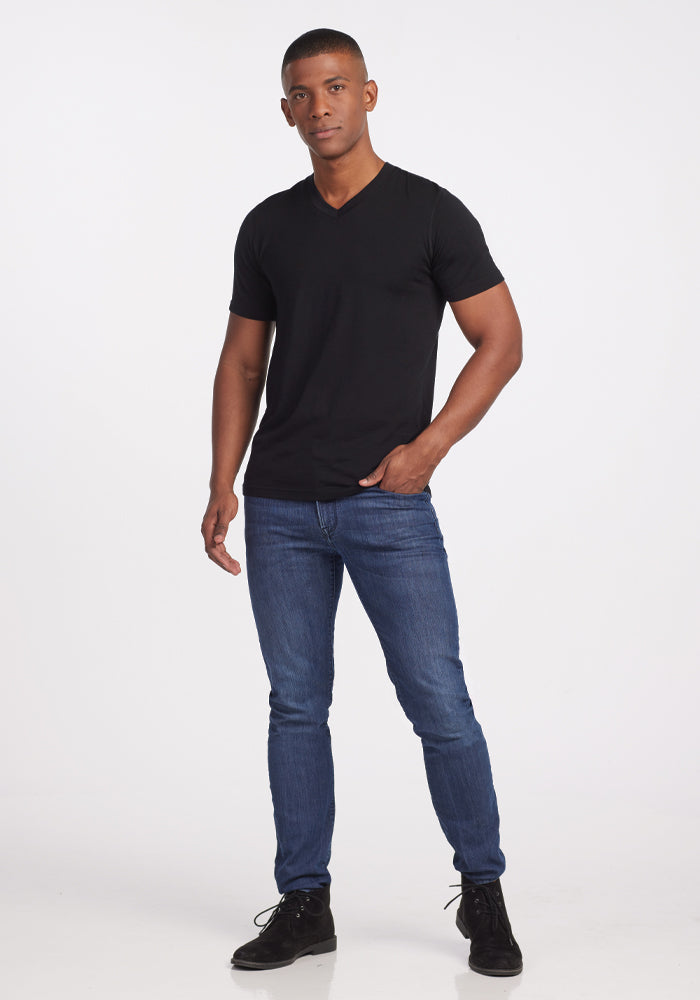 Ashton V Neck - Black