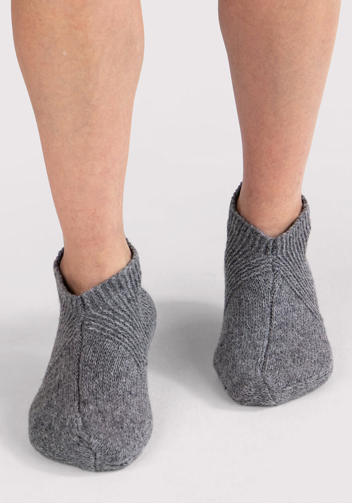 Womens Gripper Slippers - Gentle Grey