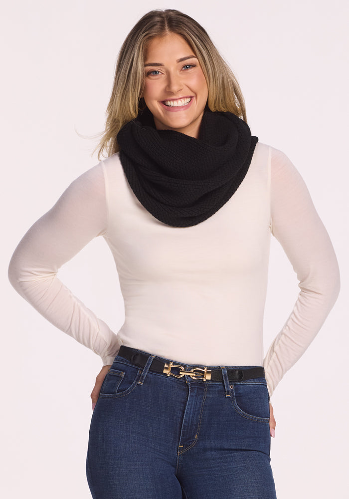 Noelle Infinity Scarf - Black