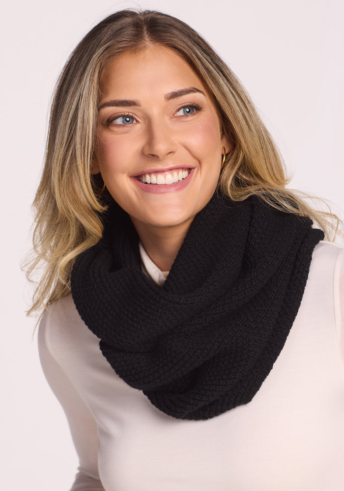 Noelle Infinity Scarf - Black