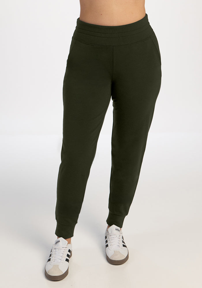Willa Joggers Petite - Duffel Bag