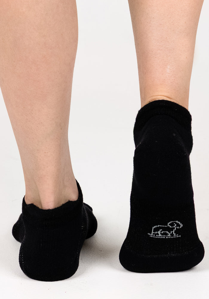 Womens Rowan No Show Socks - Black Pepper
