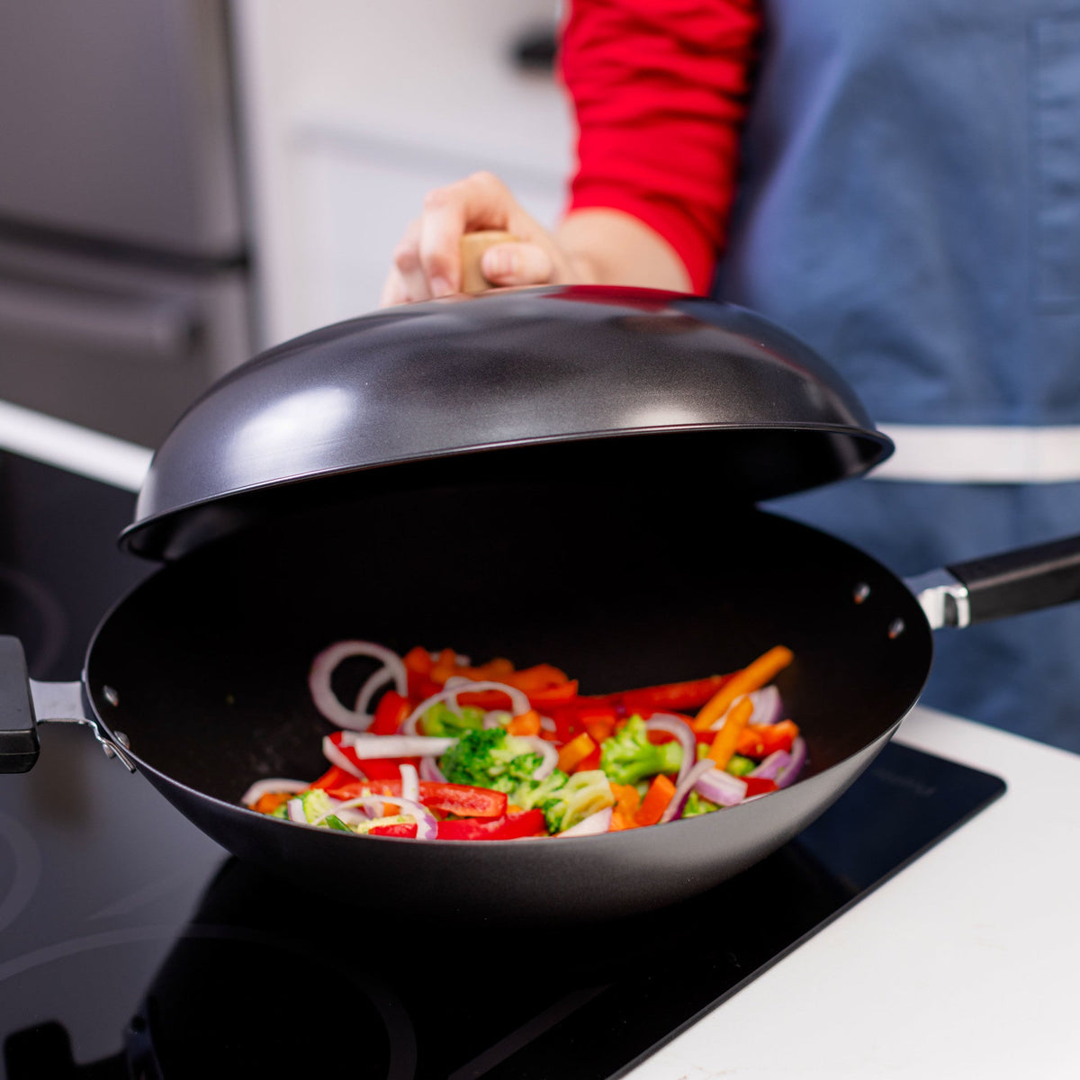J31-0066 - Joyce Chen Non-Stick Wok Lid for 14" Woks