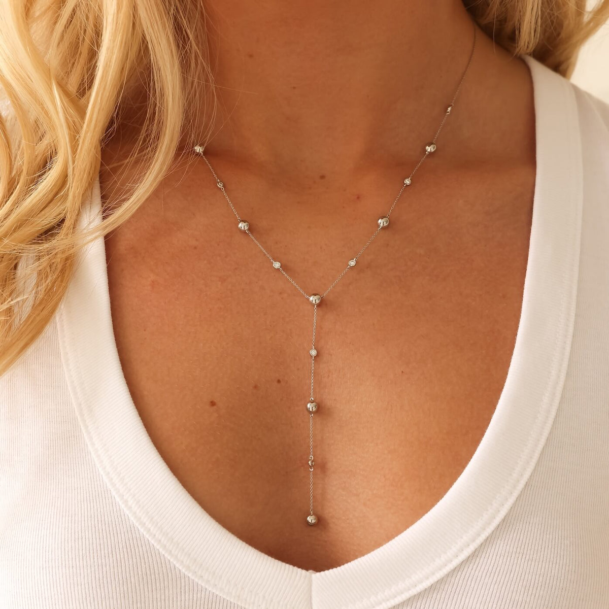 Poppy Rae Pebble Lariat Necklace