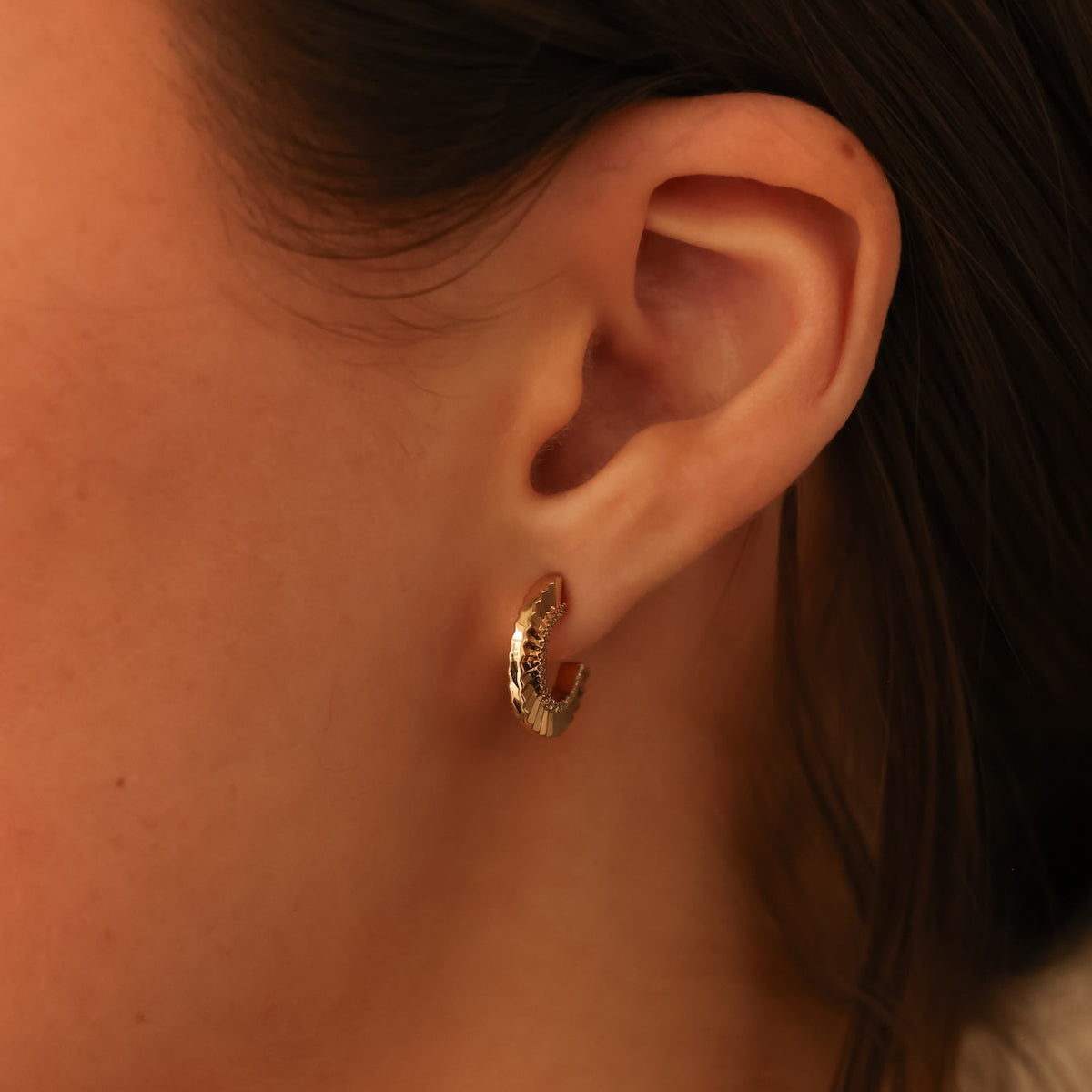 Teddi Paige Small Fluted Hoops