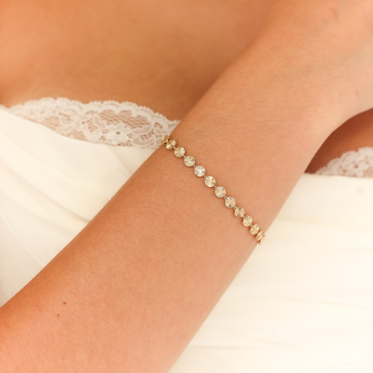 Teddi Paige Fluted Station Bracelet