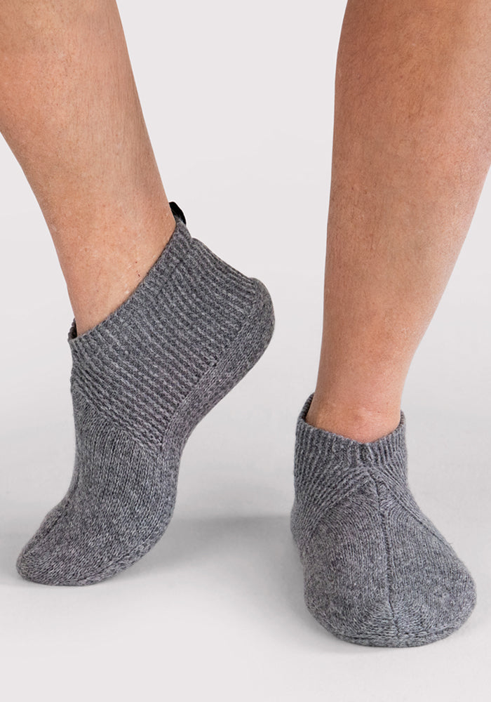 Mens Gripper Slippers - Gentle Grey