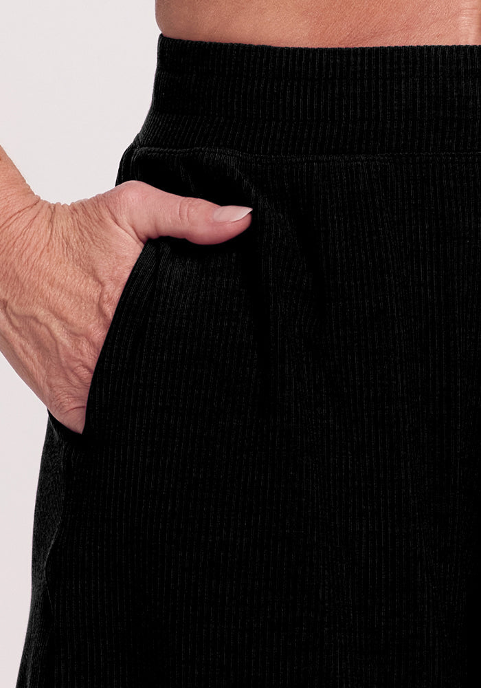Maisey Ribbed Shorts - Black