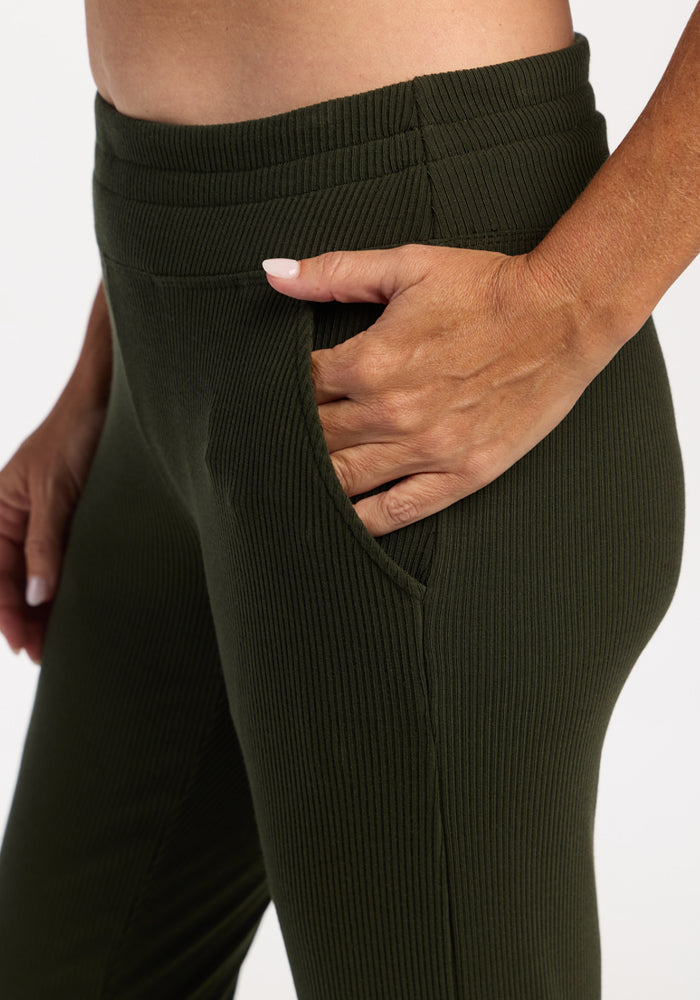 Lennon Ribbed Joggers - Duffel Bag