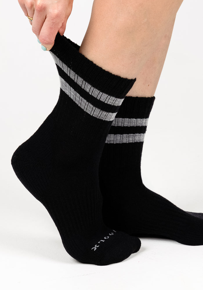 Womens Varsity Mini Crew Socks - Black Volt