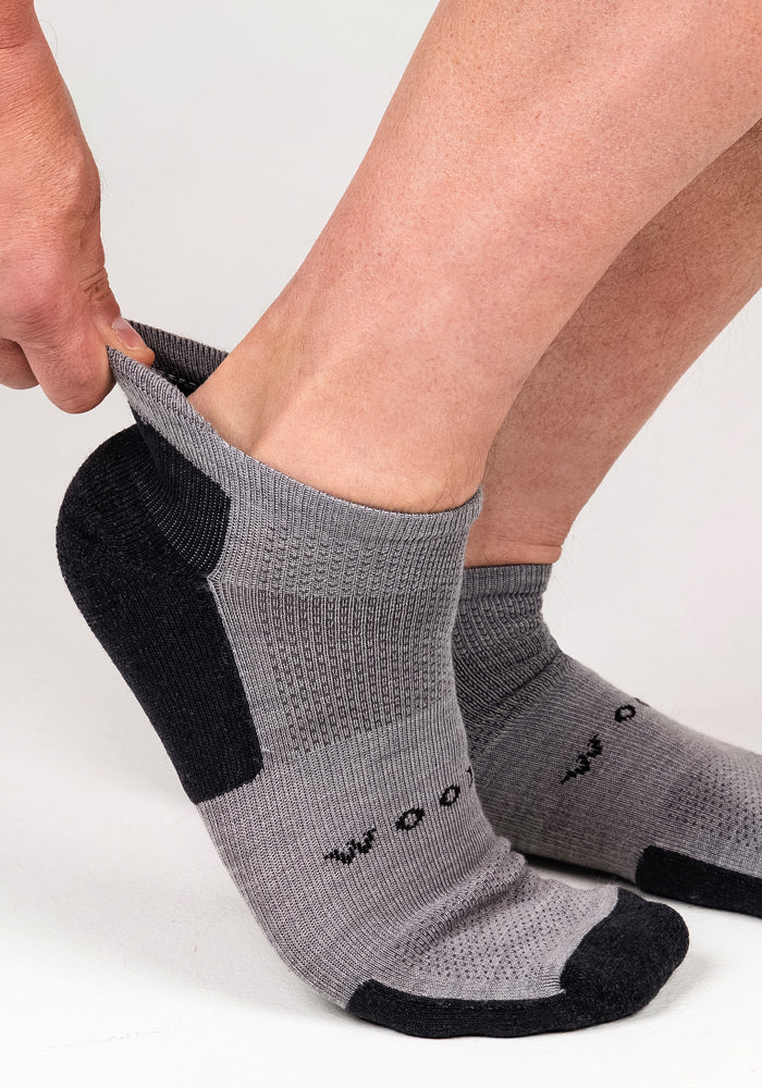 Mens Rowan No Show Socks - Pebble