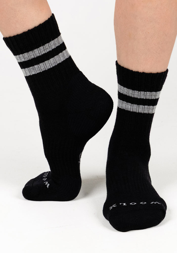 Womens Varsity Mini Crew Socks - Black Volt
