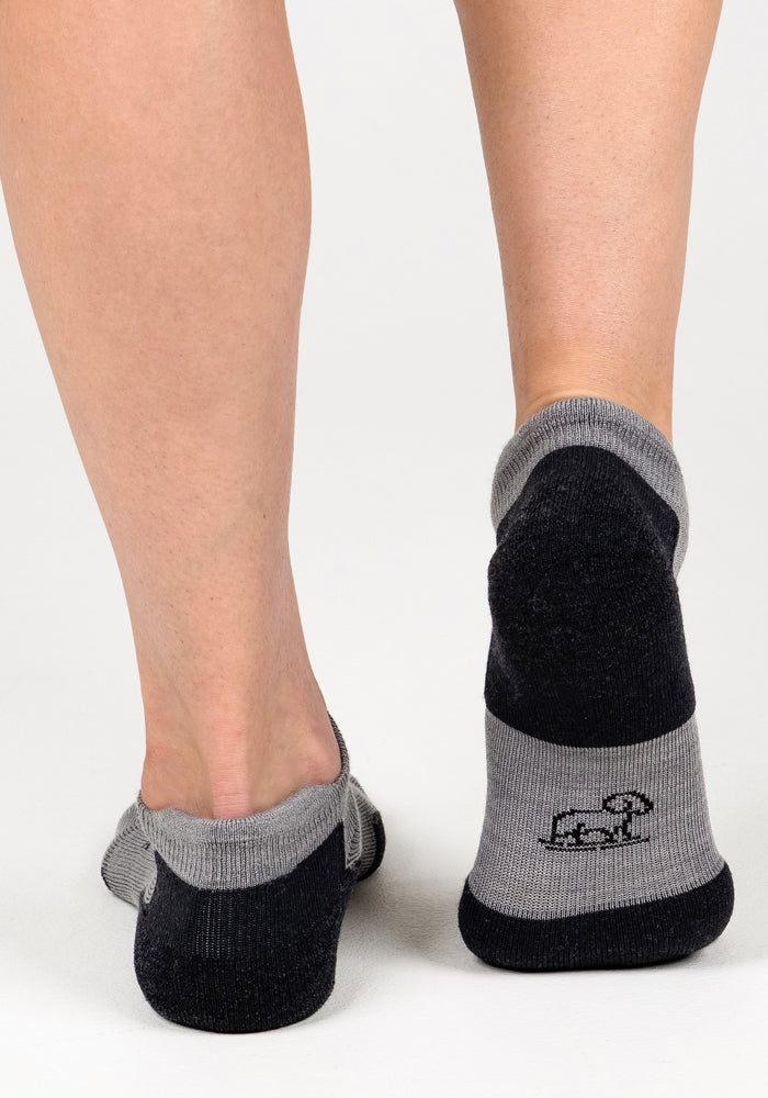 Womens Rowan No Show Socks - Pebble
