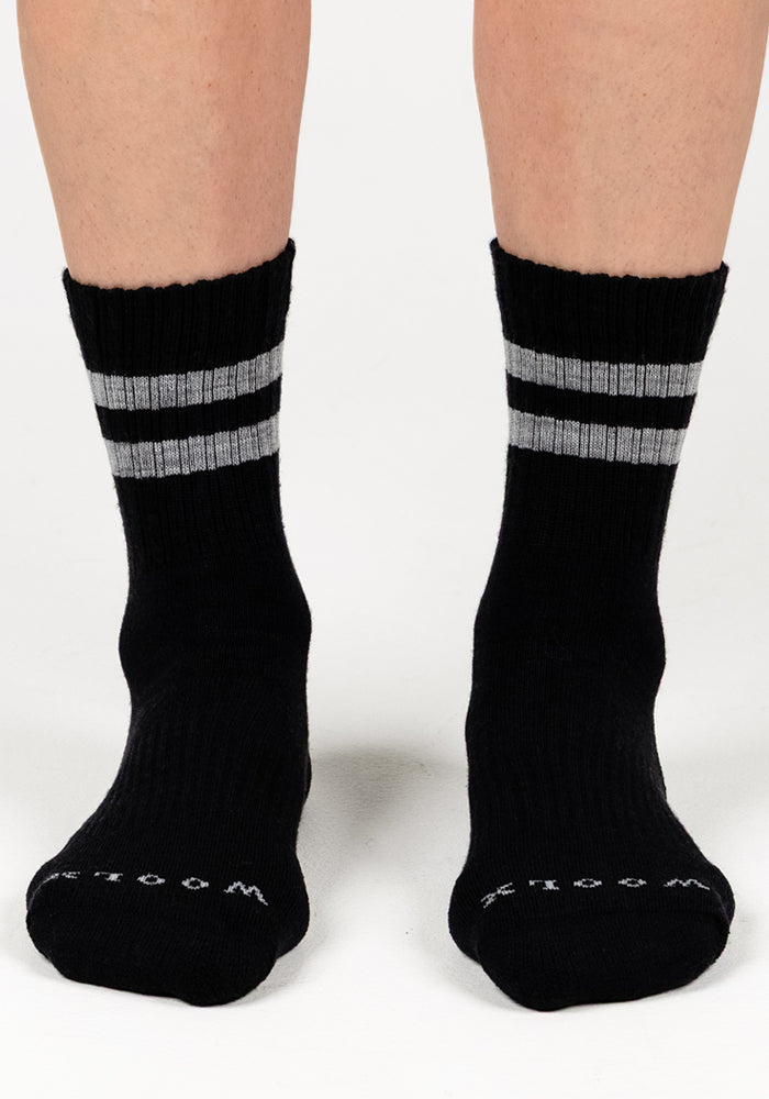 Womens Varsity Mini Crew Socks - Black Volt